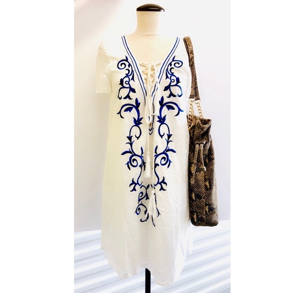 Lulu’s Down in Kokomo Ivory Embroidered Dress - Picture 5 of 8